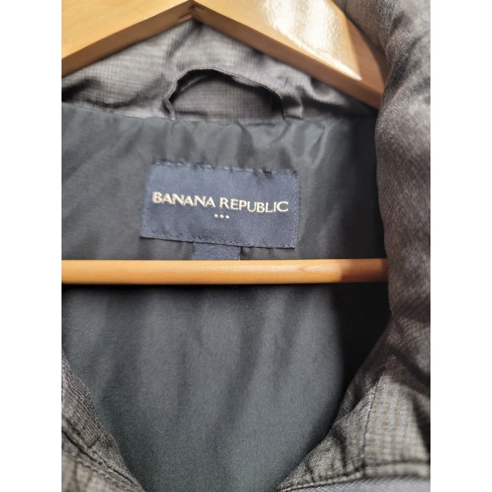 Banana Republic Men's L Large Quilted Puffer Vest Gray Cotton‎ Shell Zip Pockets
